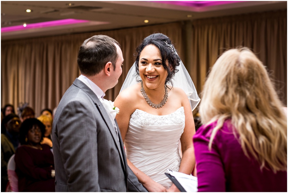 wedding ceremony at modershall oaks