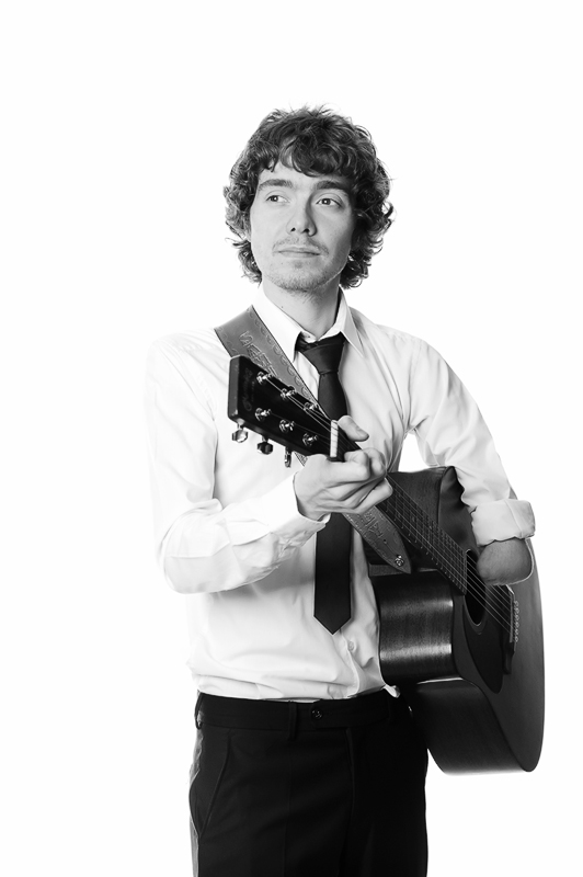 Sam Draisey singer portrait