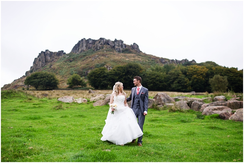 wedding photos at three horse shoes leek