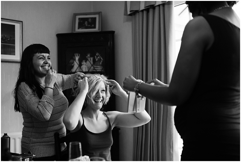 bridal prep photos