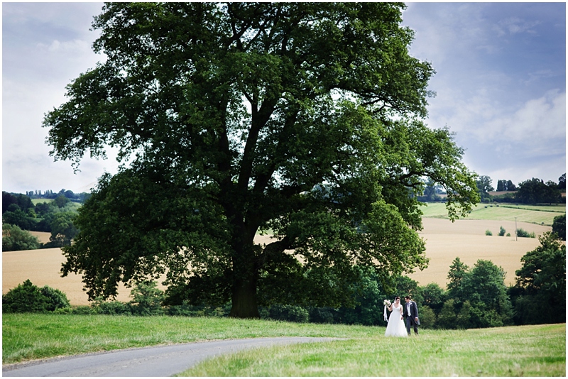 reportage wedding photography