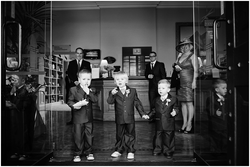 reportage wedidng photographer staffordshire