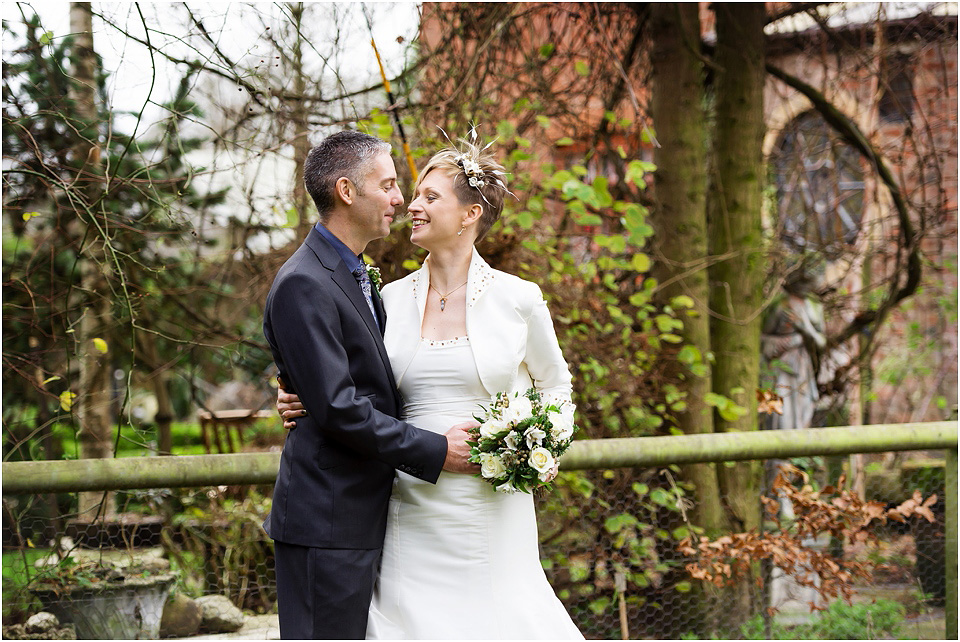 bride and groom at hundred house winter wedding