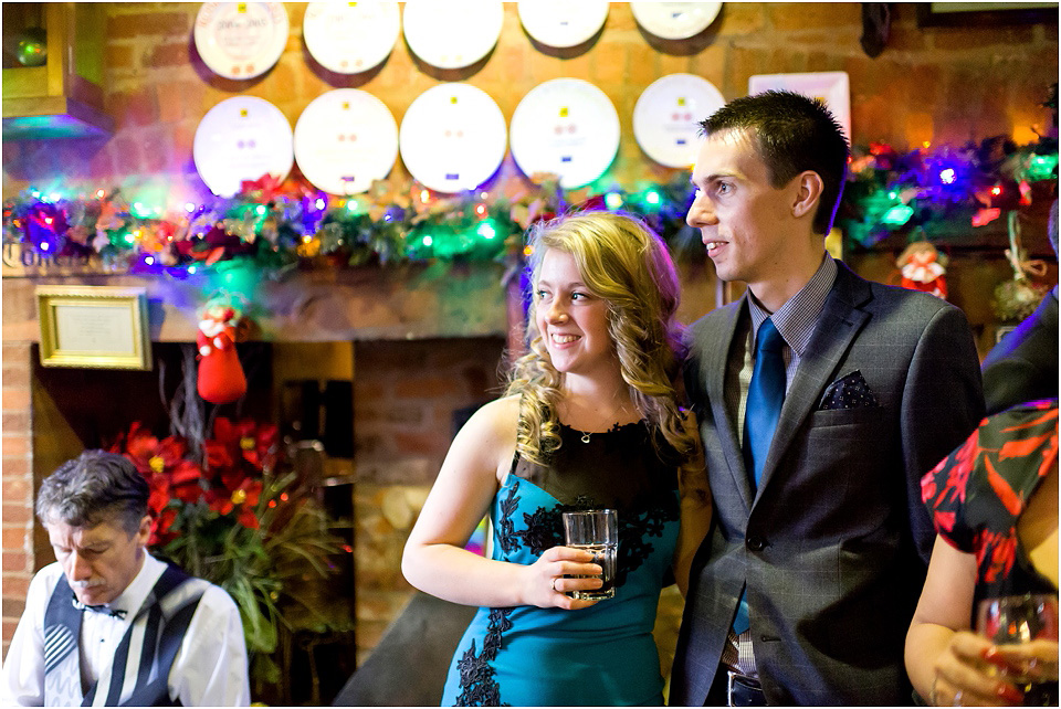 candid wedding photography 