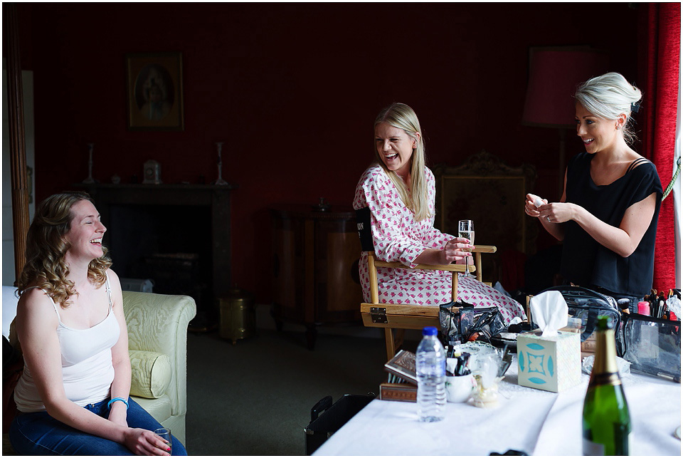 bridal prep photography at thrumpton hall