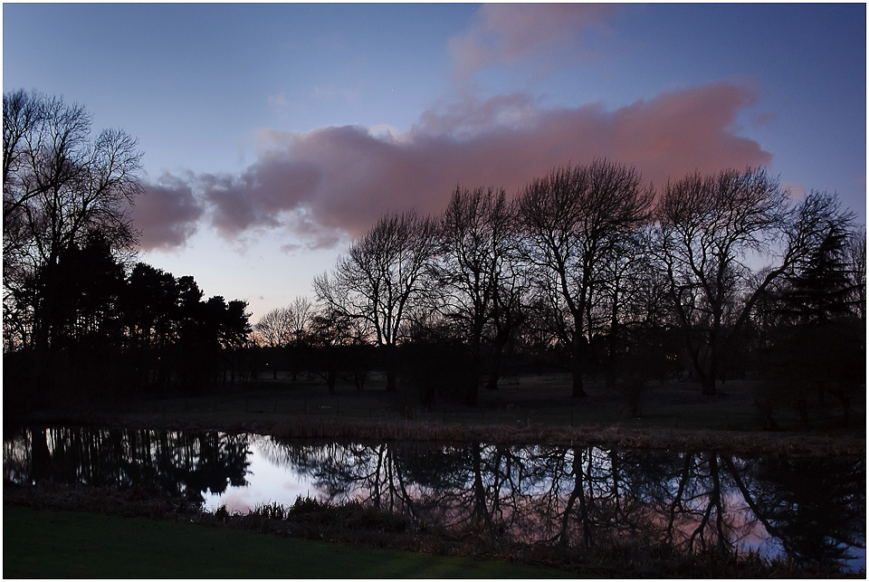 evening at thrumpton hall