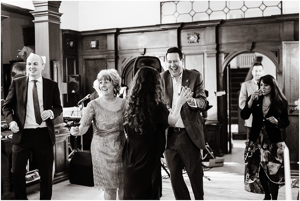 guests dancing at thrumpton hall