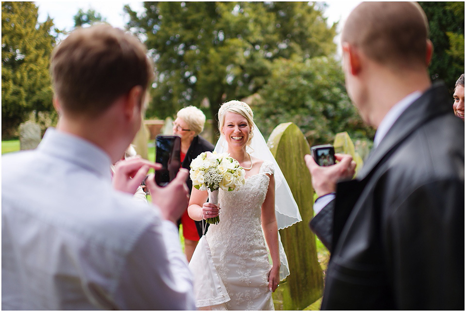 natural wedding photos