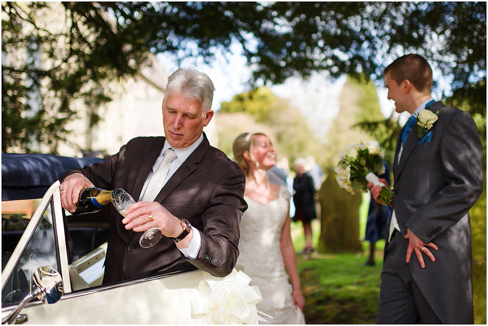 natural wedding photos