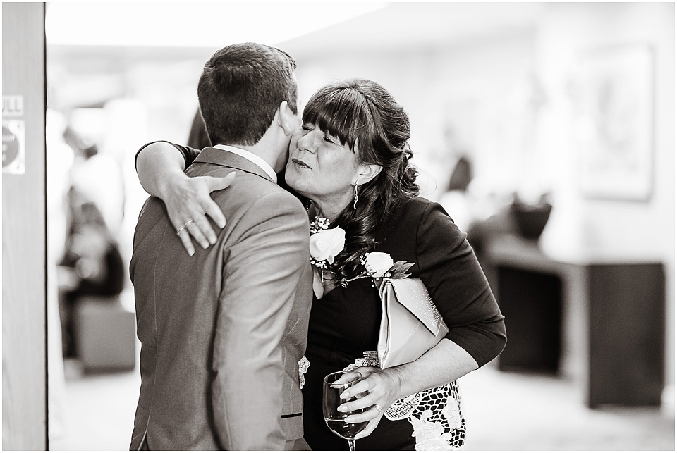 natural wedding photography