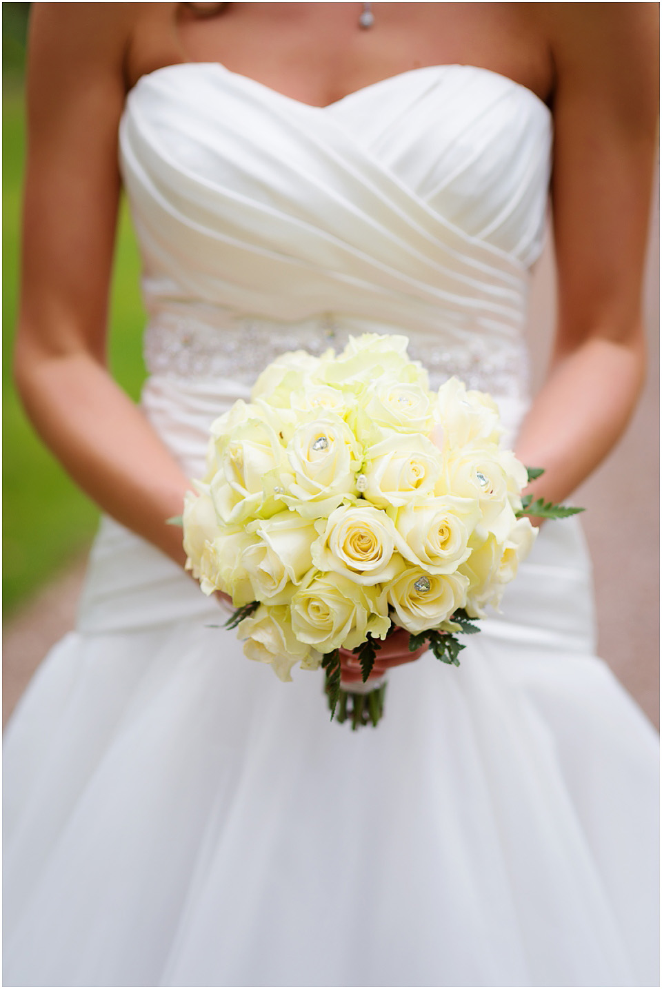yellow rose wedding bouquet