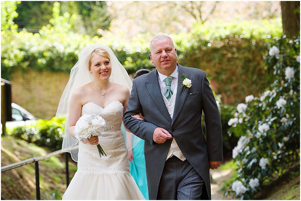 bride and father