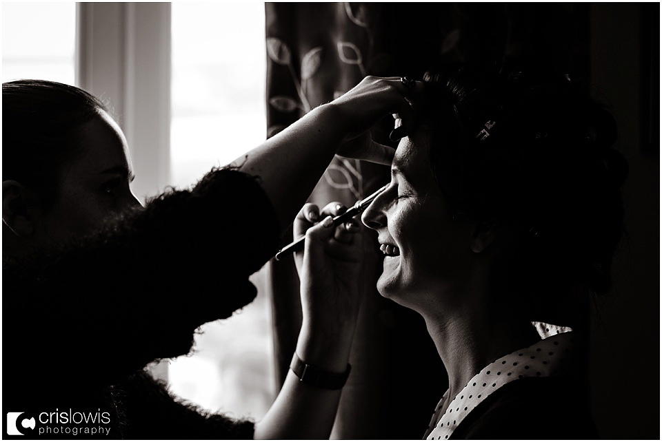 reportage wedding photography bridal prep