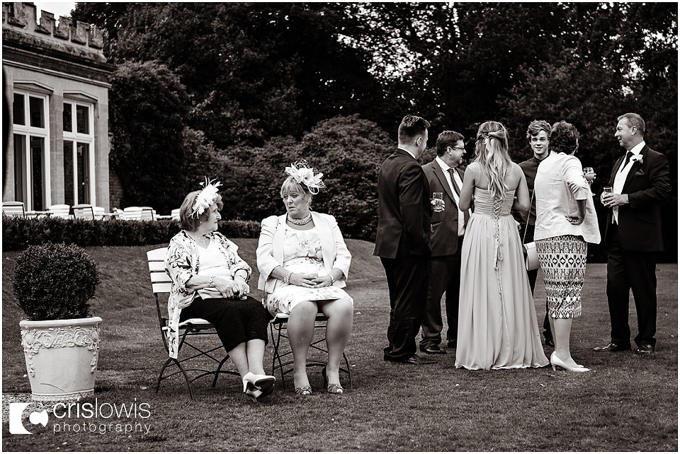 reportage wedding photos pendrell hall