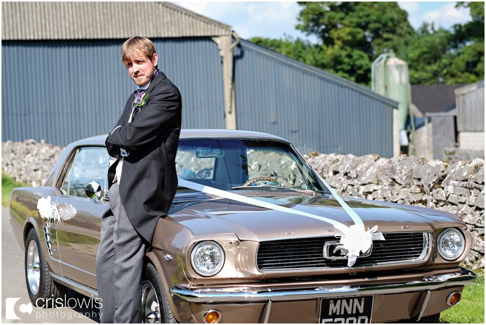 ford mustang wedding car