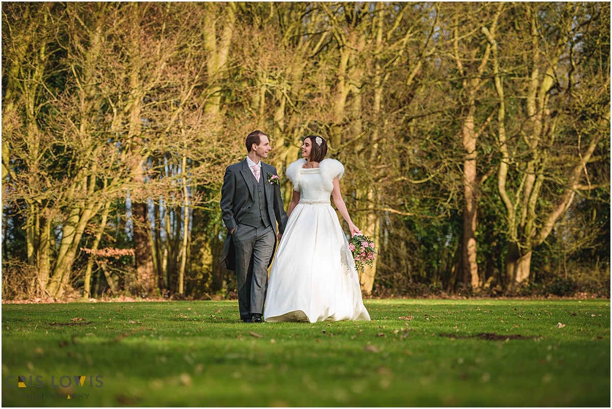 bride and groom portraits