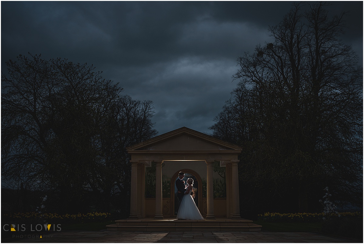 wedding photos at rowton castle