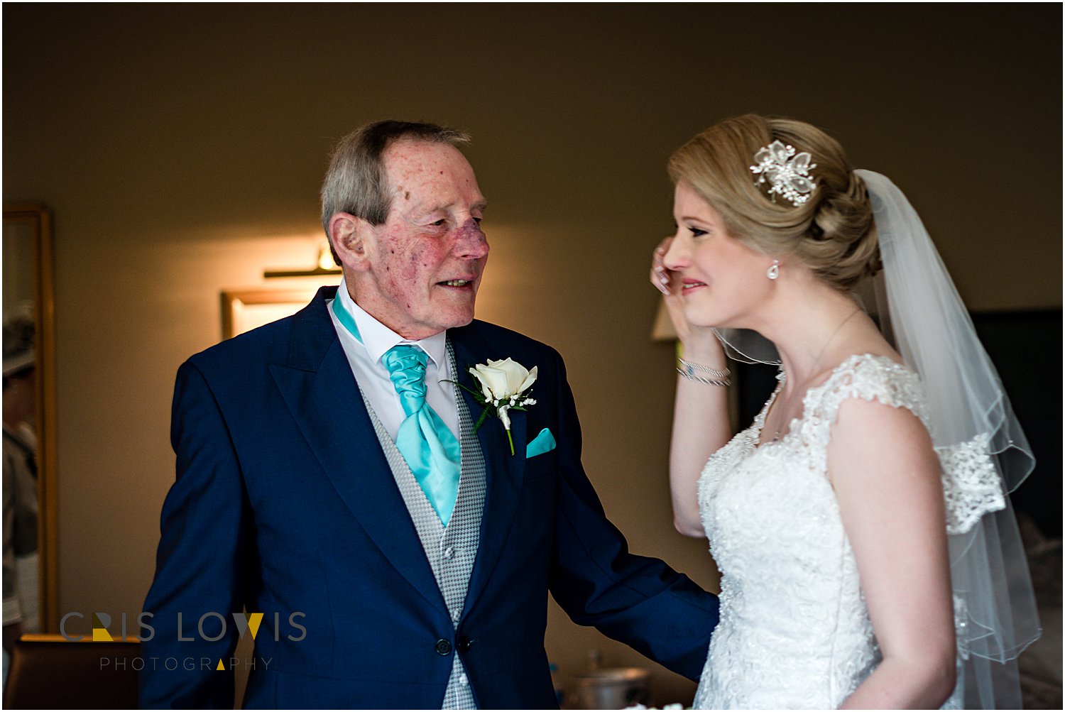 bride and dad