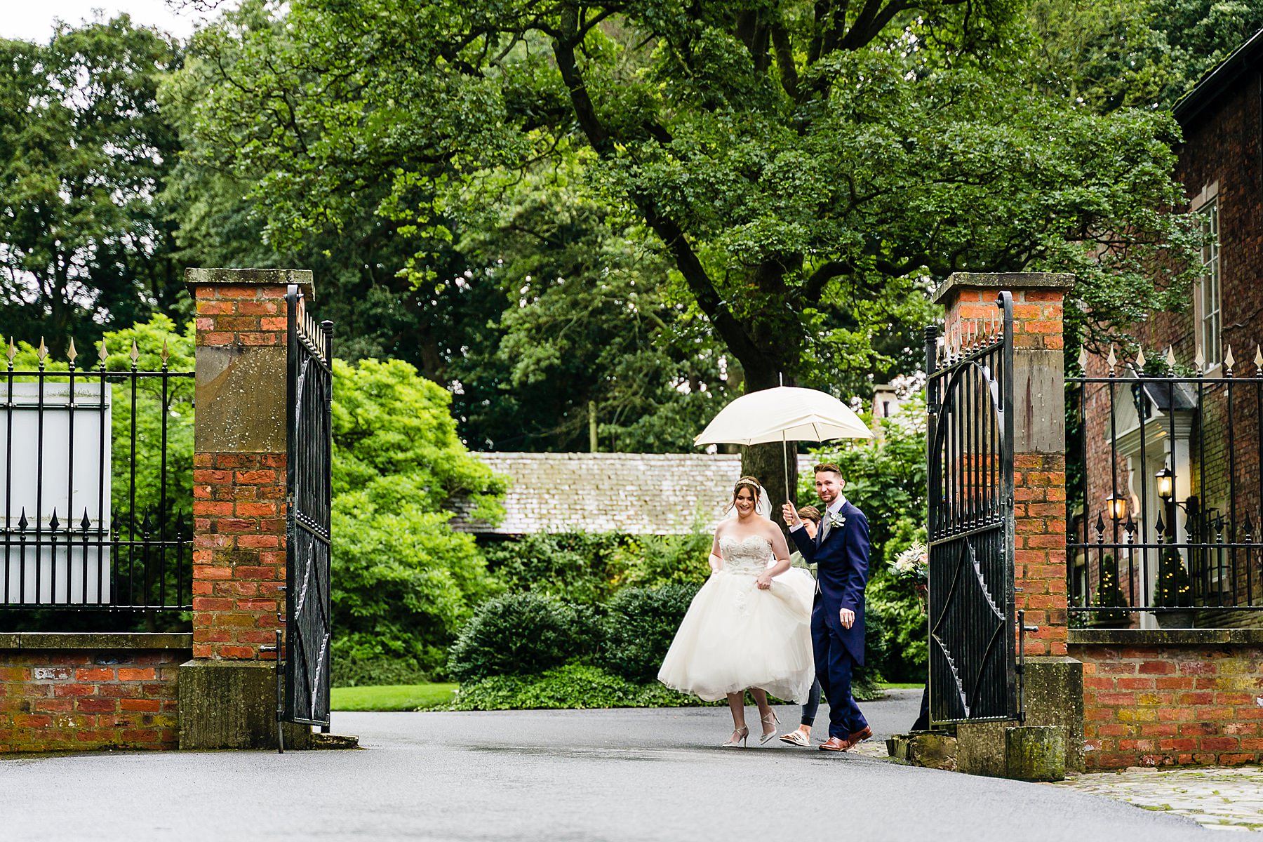 bride arrives for ceremony