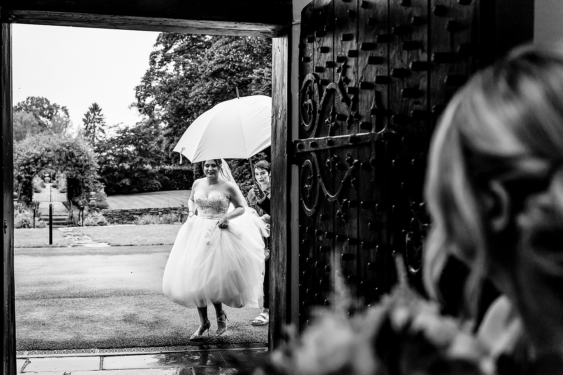 bride arrives for ceremony