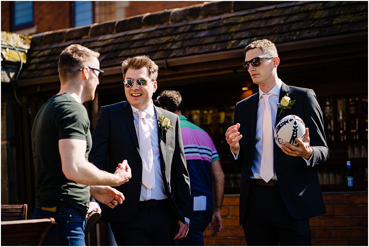groom and mates