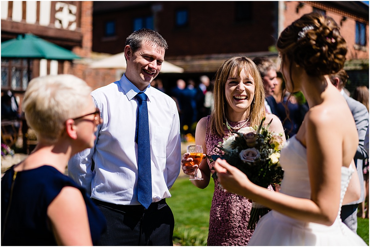 natural wedding photography