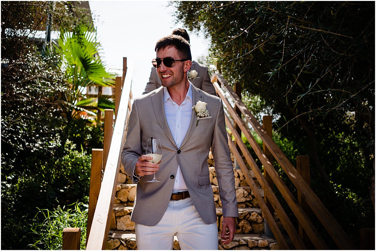 groom arrives at ceremony