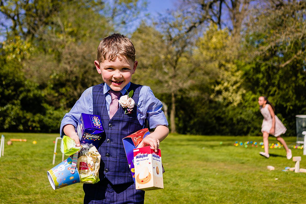 natural wedding photos at pendrell hall