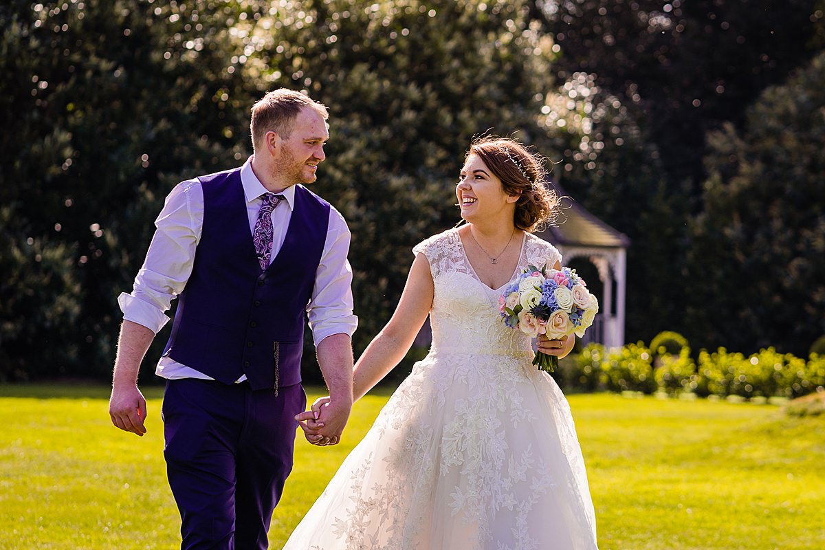 bride and groom portraits