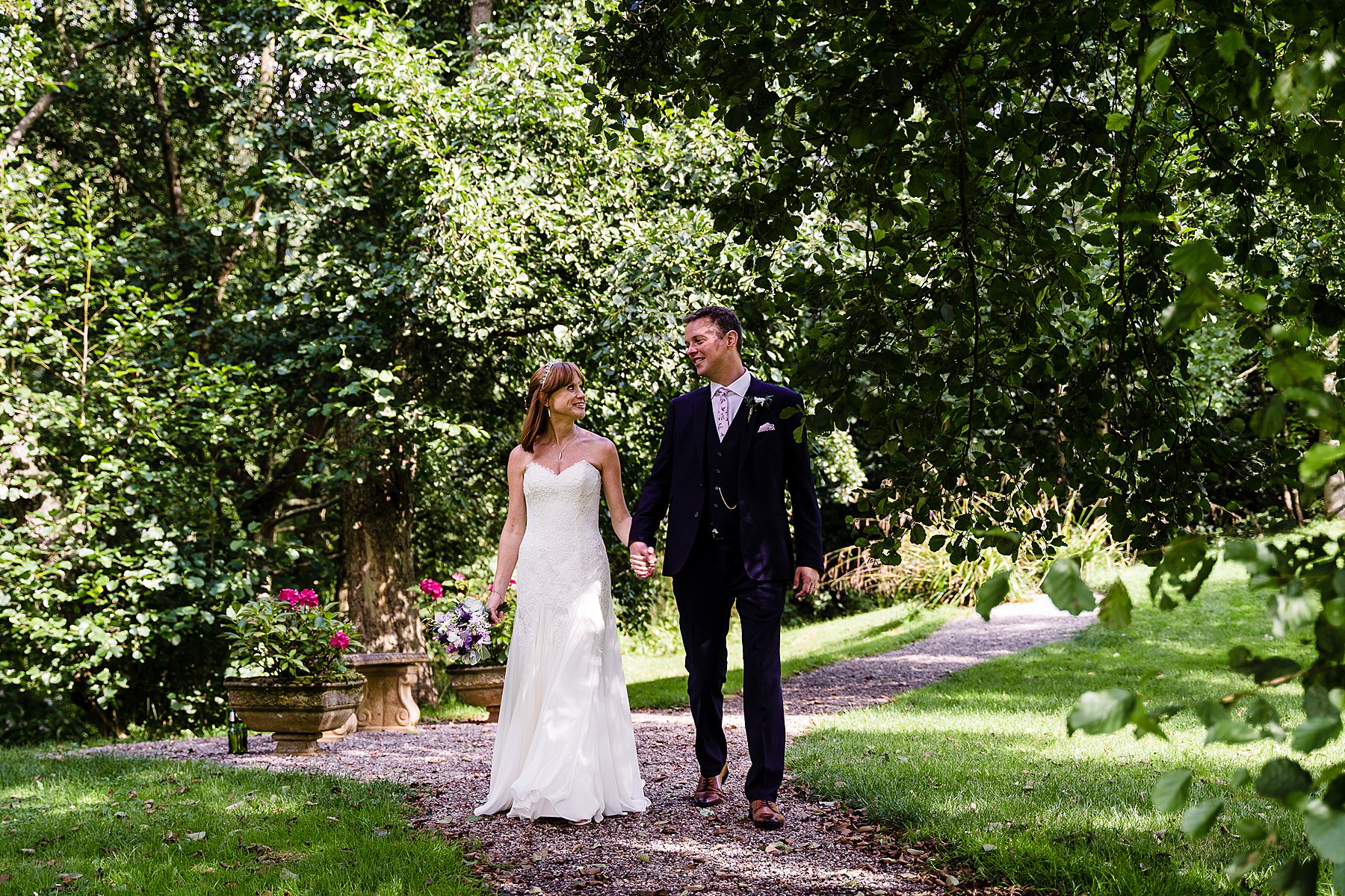 bride and groom portraits