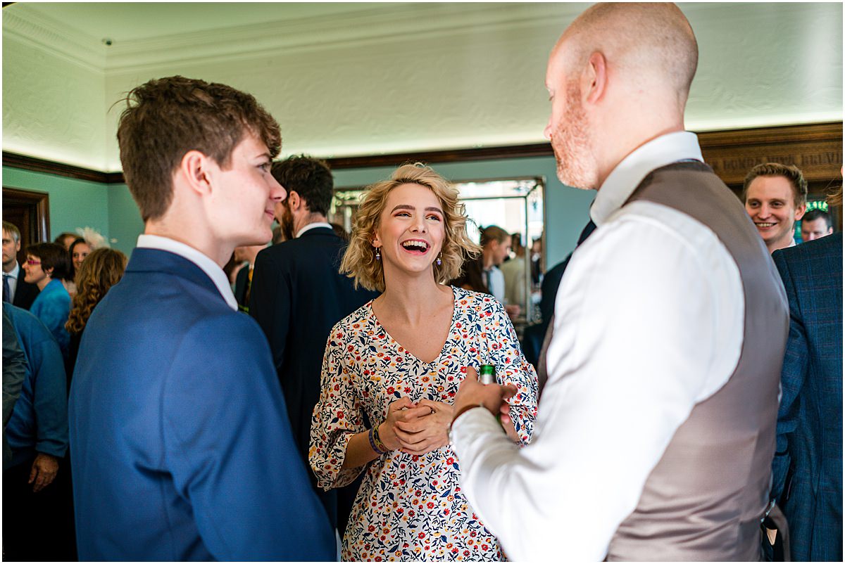 natural wedding photos