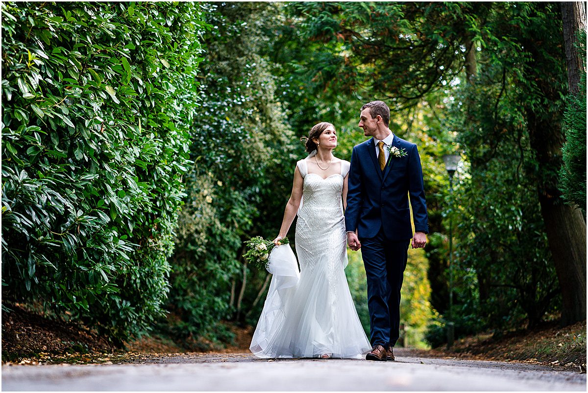 bride an groom portraits