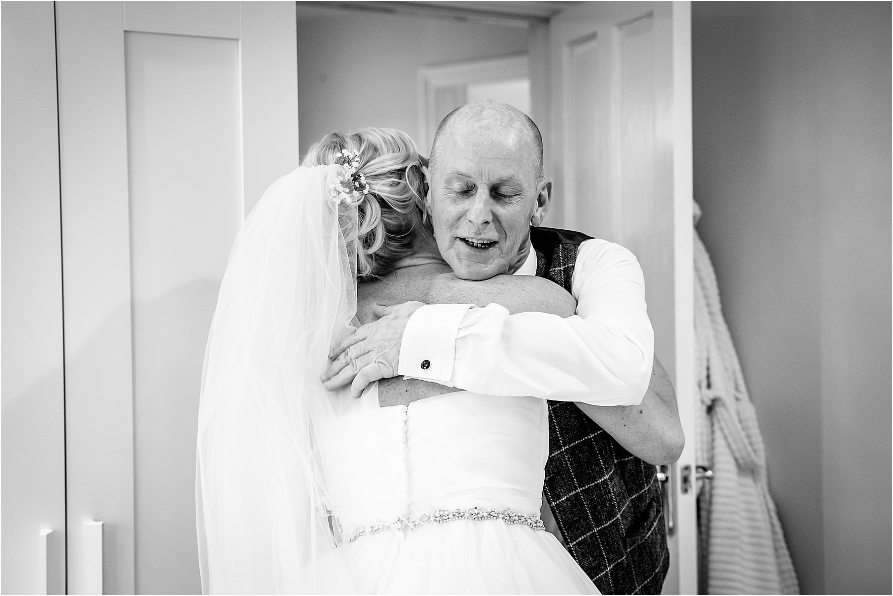 bride and dad