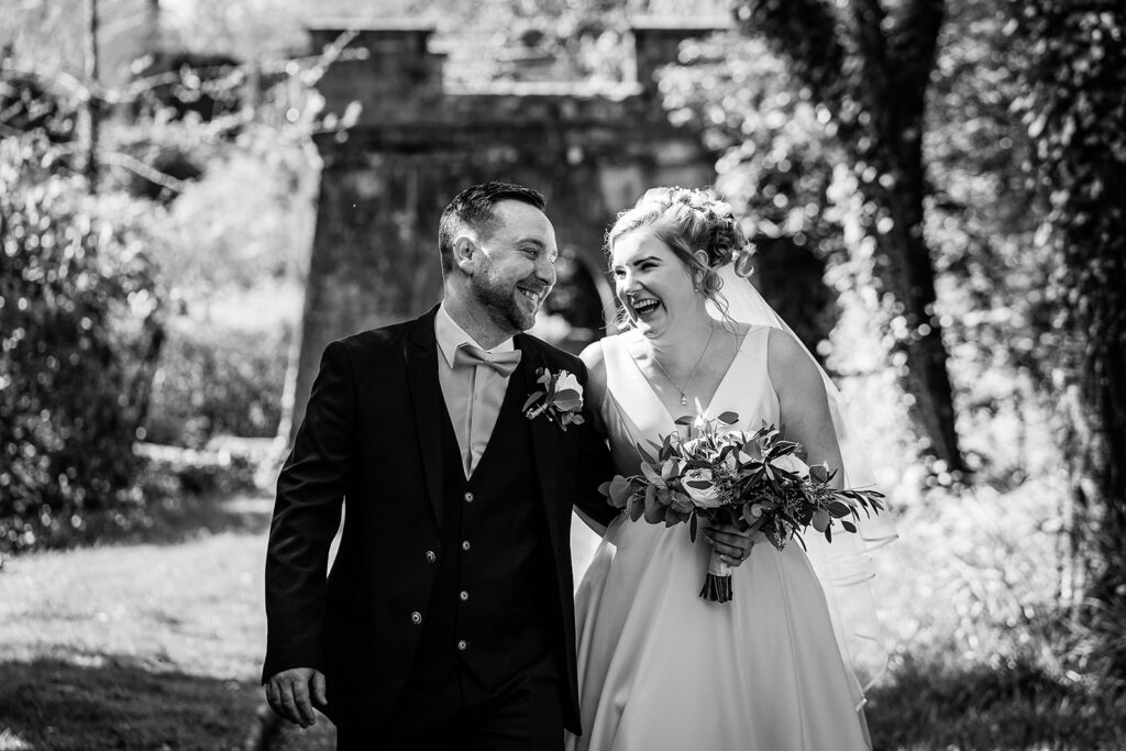 bride and groom photos at foxtail barns