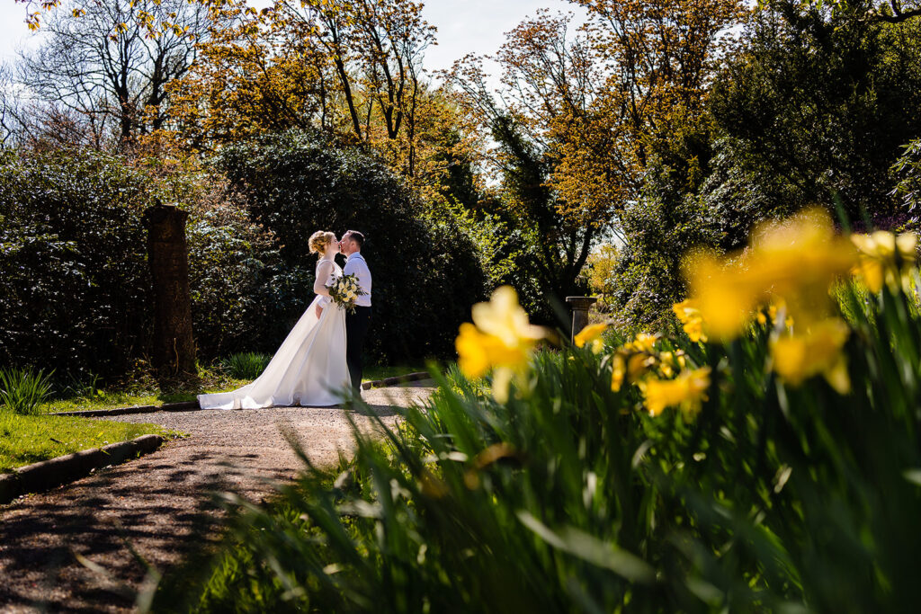 bride and groom photos at foxtail barns
