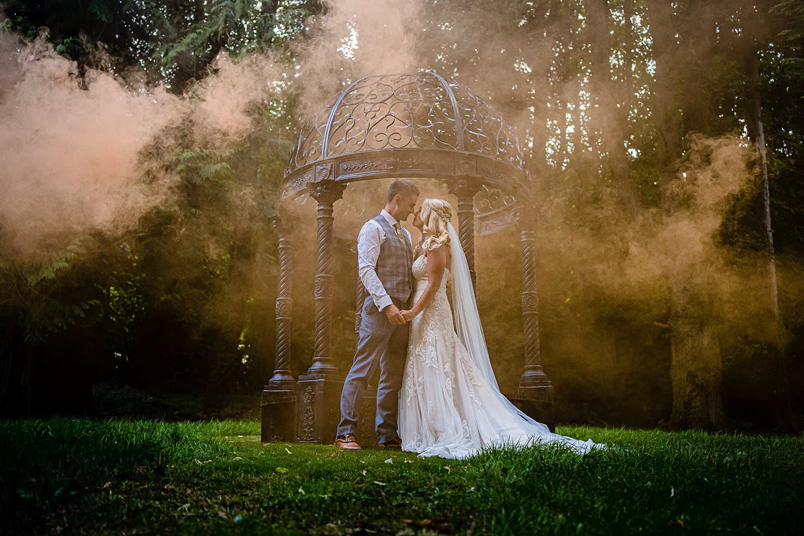Tyn Dwr hall hotel wedding