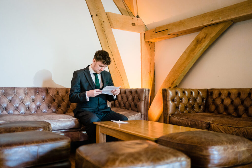 groom reading letter