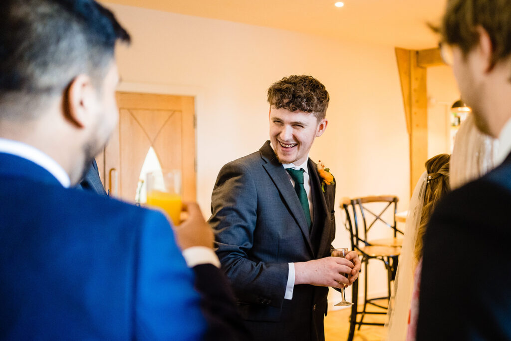 natural wedding photos