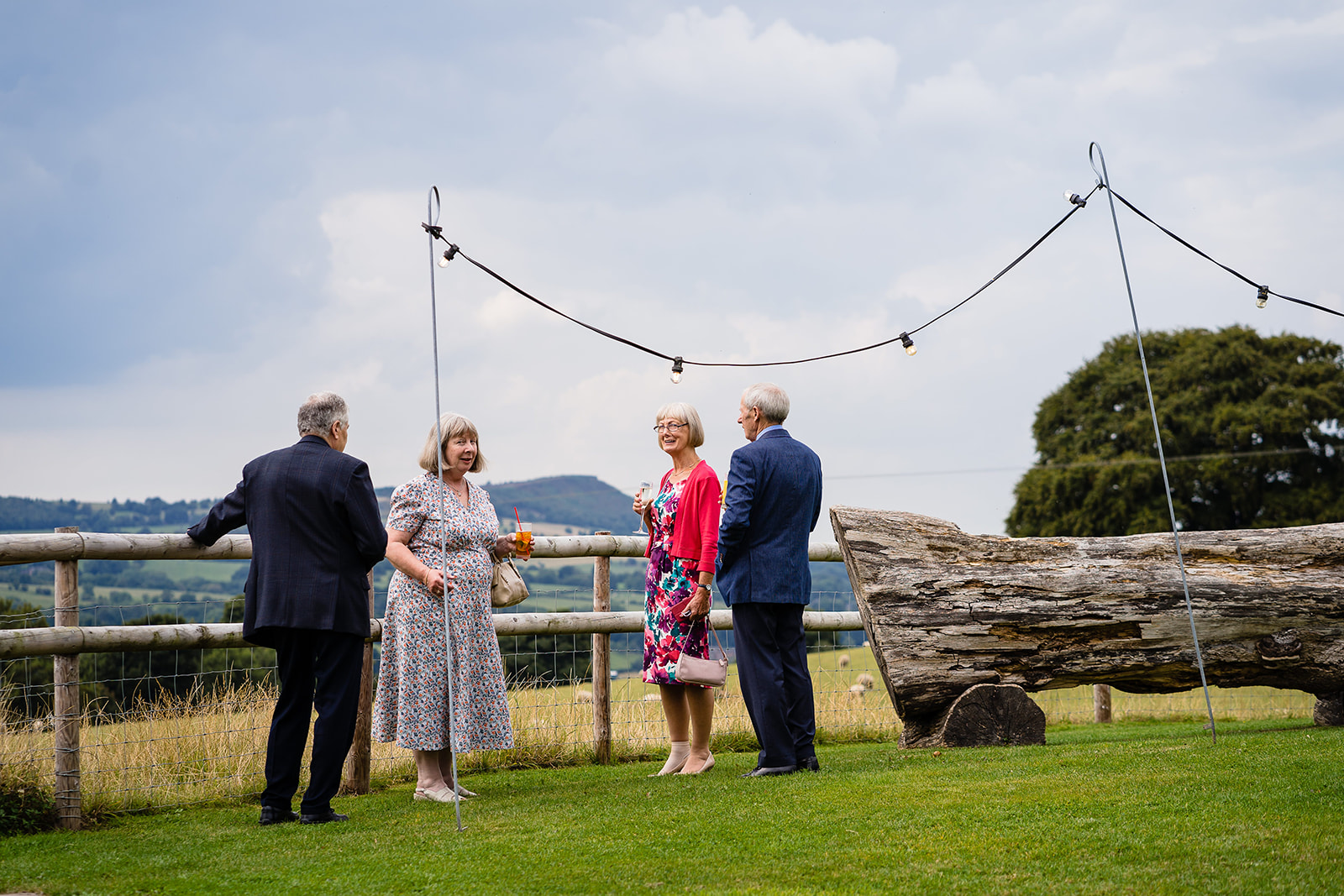 natural wedding photos