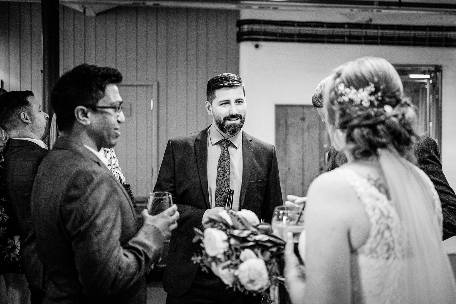 natural wedding photos