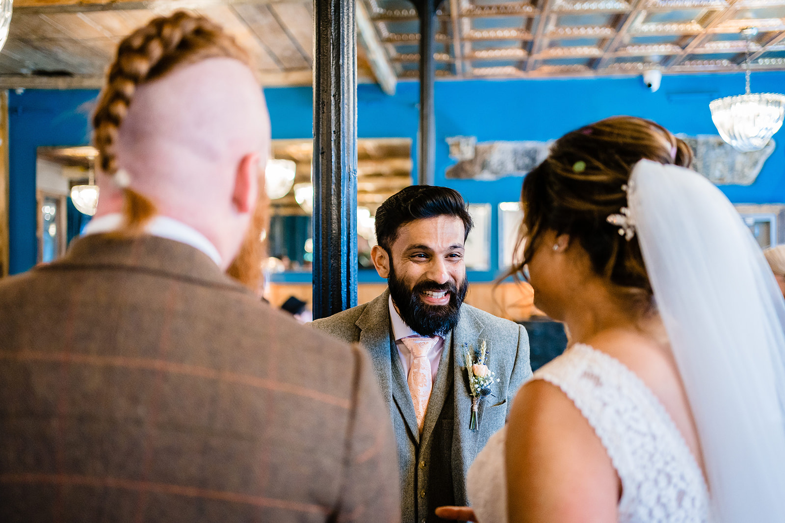 natural wedding photos