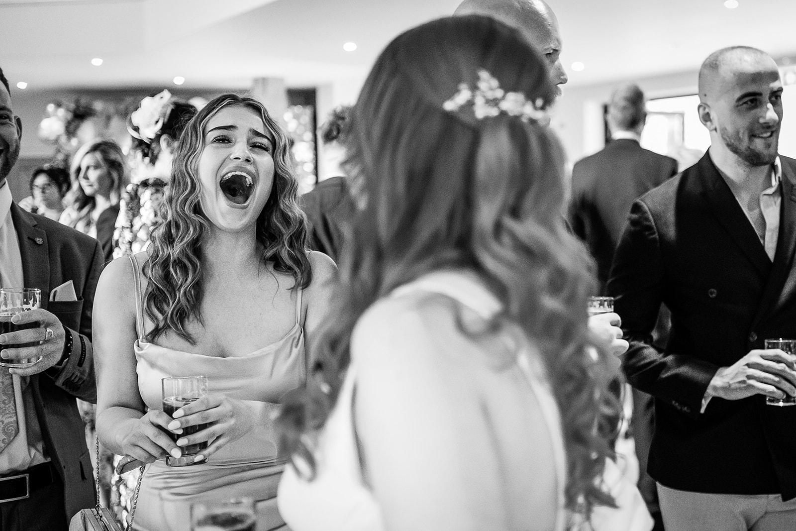 natural wedding photos