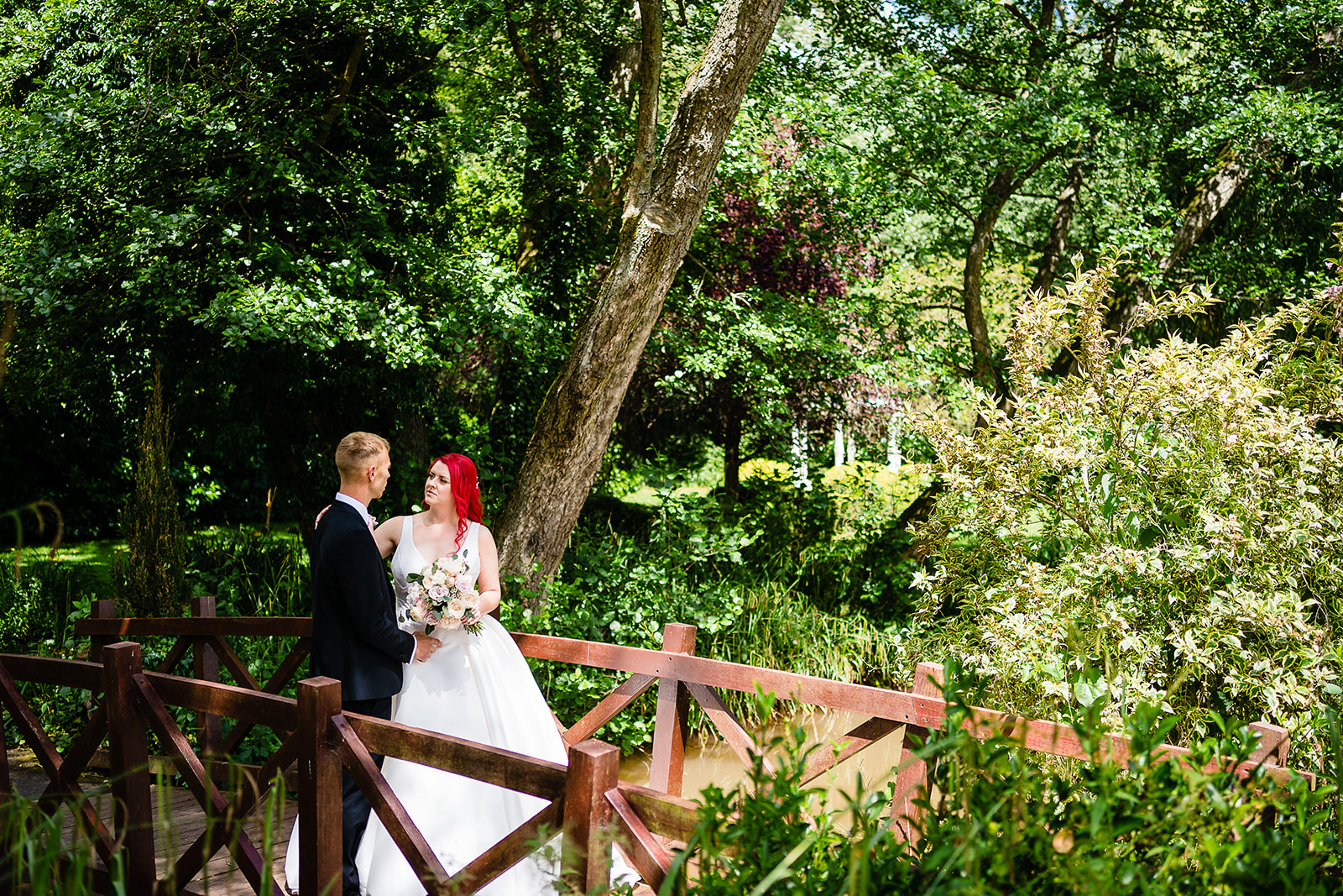bride and groom portraits 