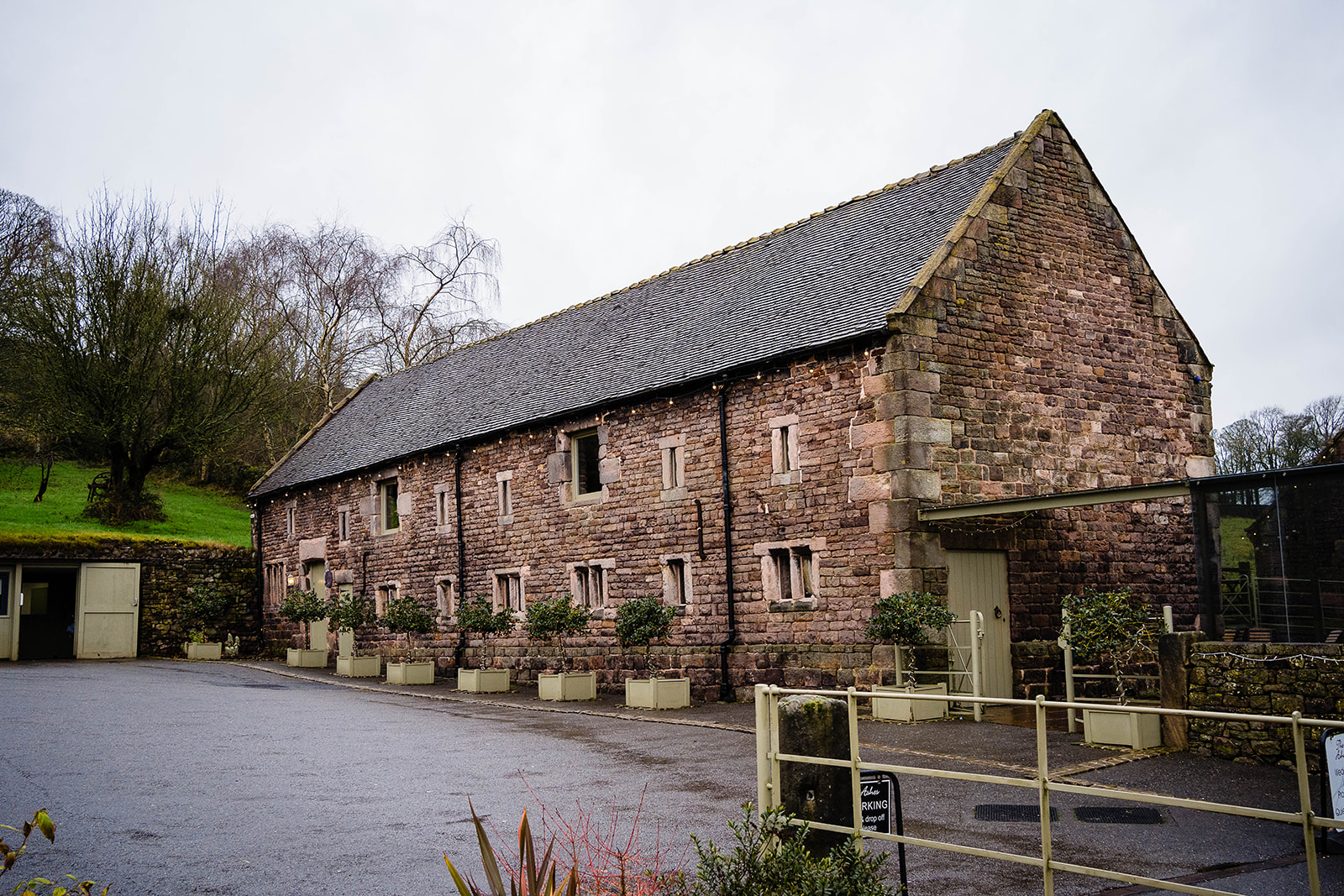 the ashes barns