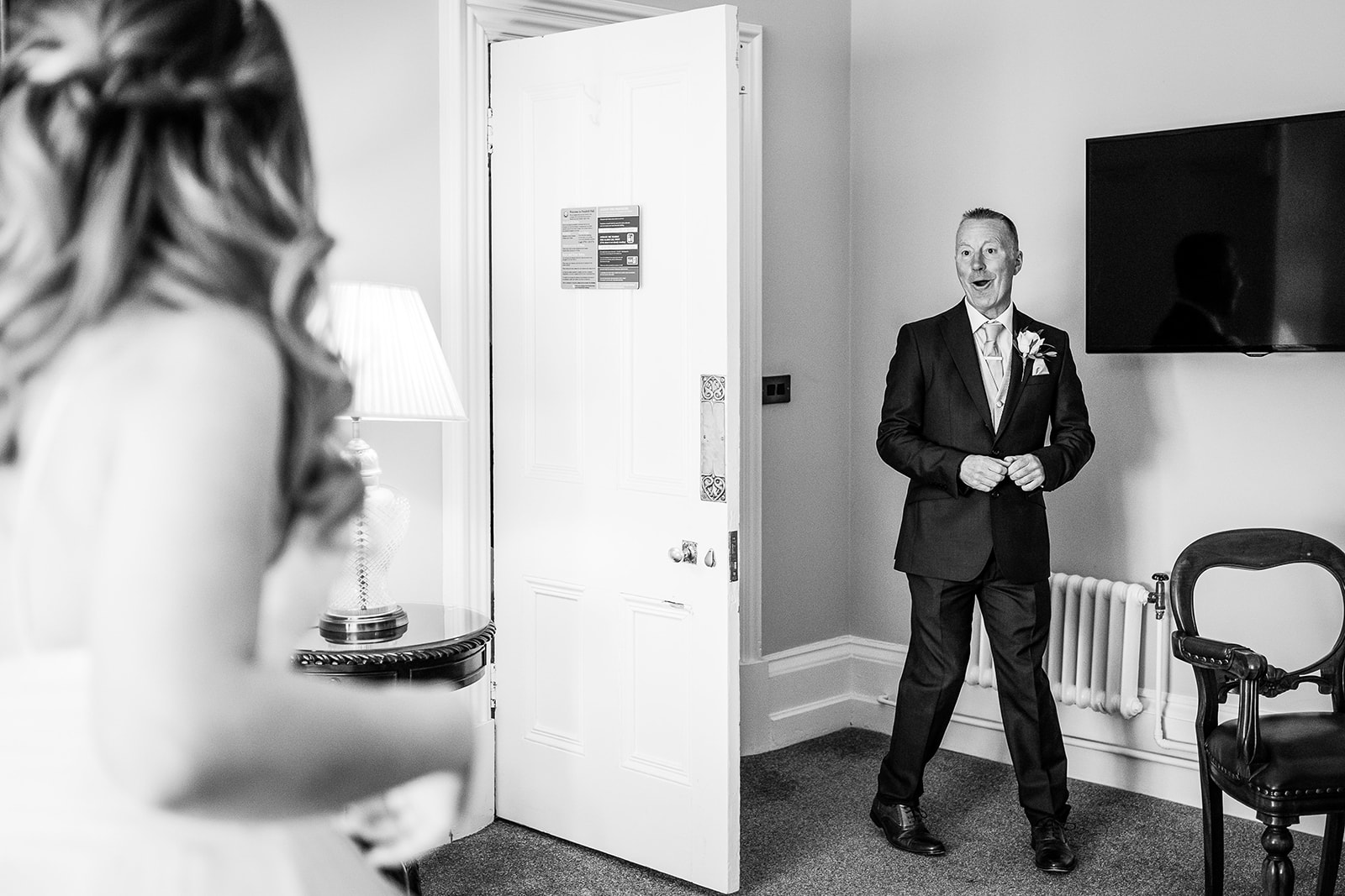 dad see's bride