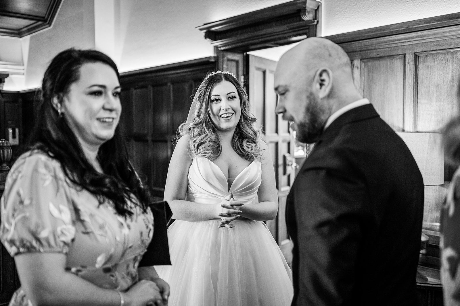 natural wedding photos