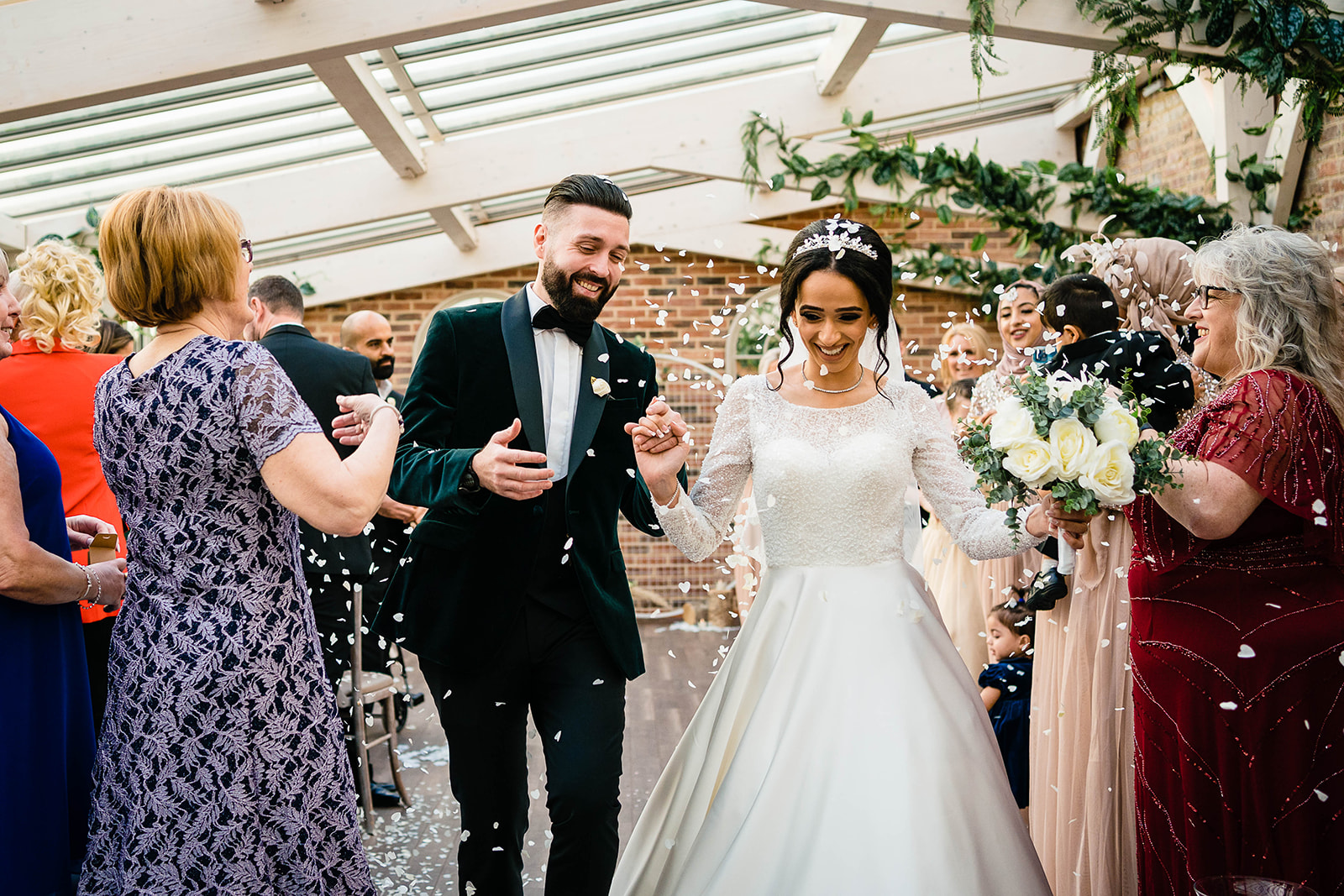 confetti at foxtail barns